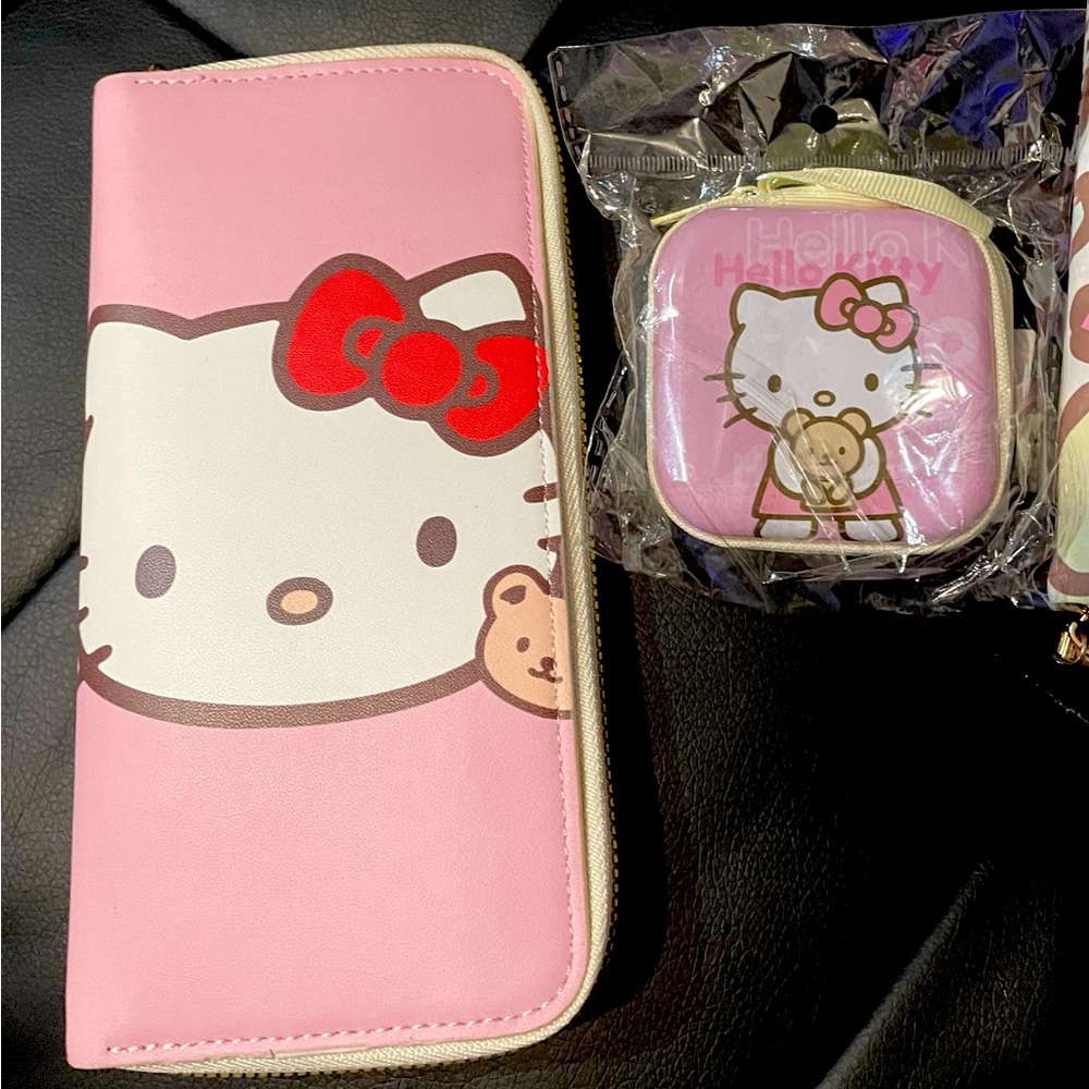 Sanrio Cute Hello Kitty large wallets and AirPod case